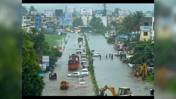 Flood-like situation in Nashik and Gujarat after rivers swell due to heavy rains; Rajasthan, Bihar, Assam among other states battling deluge
