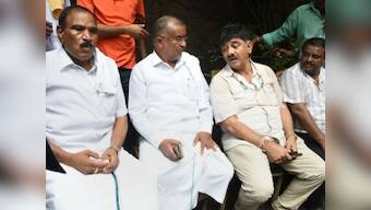 Karnataka crisis: Two more Congress MLAs quit; Mumbai sees high drama as police detain DK Shivakumar