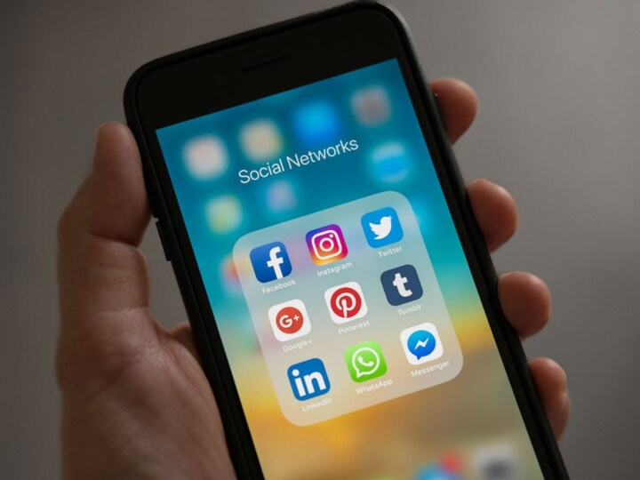 The ‘LinkedIn, Facebook, Instagram, Tinder’ meme is the latest viral trend on social media