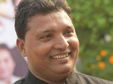 Congress' youth wing chief Srinivas BV thanks Sonia Gandhi for expelling Jyotiraditya Scindia, says no person is greater than party Congress' youth wing chief Srinivas BV thanks Sonia Gandhi for expelling Jyotiraditya Scindia, says no person is greater than party