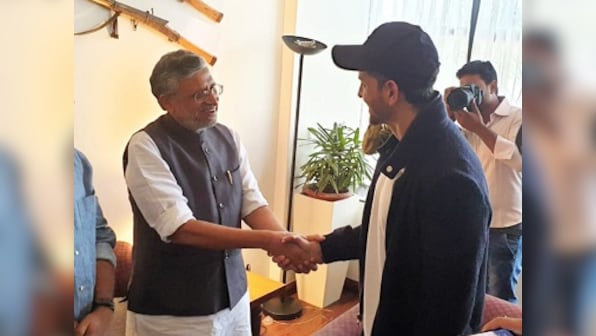Super 30 actor Hrithik Roshan meets mathematician Anand Kumar, Bihar deputy CM Sushil Kumar Modi in Patna