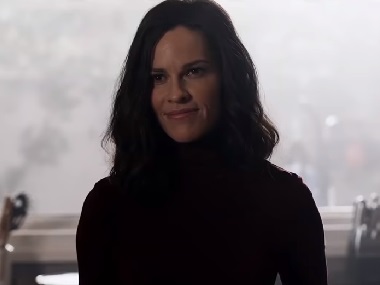 The Hunt trailer: Betty Gilpin, Emma Roberts are prey for Hilary Swank and the one-percenters The Hunt trailer: Betty Gilpin, Emma Roberts are prey for Hilary Swank and the one-percenters