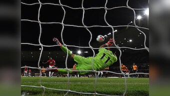 Premier League: Wolves hold Manchester United after Rui Patricio saves Paul Pogba's second-half penalty