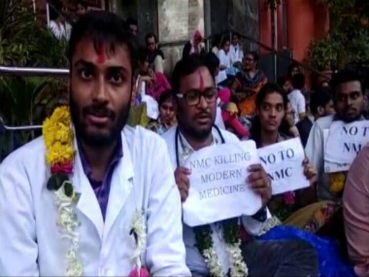 Hyderabad doctors protest over ‘contentious issues’ in NMC Bill; claim it would compromise the health of Indians