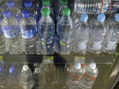 San Francisco International (SFO) airport bans plastic water