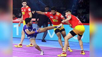 Pro Kabaddi 2019: Vikash Kandola shines in front of 'home' crowd as Haryana up their defensive game