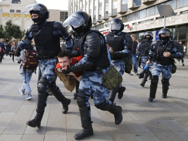 Russian police detain over 800 protestors for attending an 'illegal demonstration' in Opposition crackdown in Moscow Russian police detain over 800 protestors for attending an 'illegal demonstration' in Opposition crackdown in Moscow