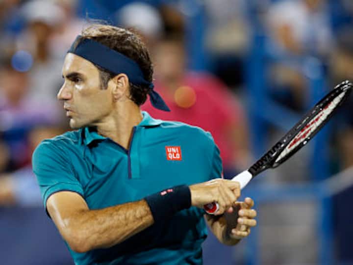 Cincinnati Masters: Roger Federer, Novak Djokovic enter third round after straight sets wins; Venus Williams topples Kiki Bertens