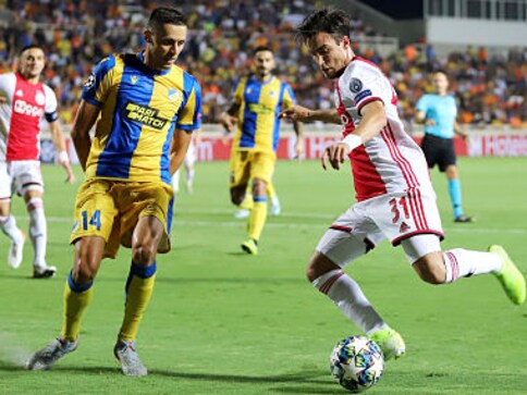 Champions League: 10-man Ajax held to goalless draw at APOEL in playoff round first-leg match; Slavia Prague beat CFR Cluj Champions League: 10-man Ajax held to goalless draw at APOEL in playoff round first-leg match; Slavia Prague beat CFR Cluj