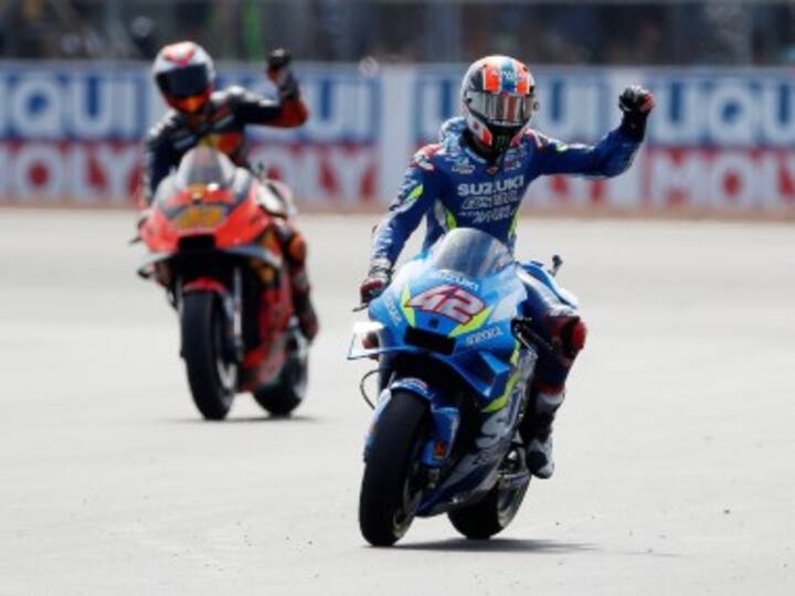 MotoGP 2019: Suzuki rider Alex Rins wins British MotoGP with dramatic last-straight overtake of Marc Marquez