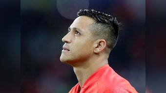 Alexis Sanchez picks up ankle injury in Chile's goalless draw against Colombia, faces prospect of surgery