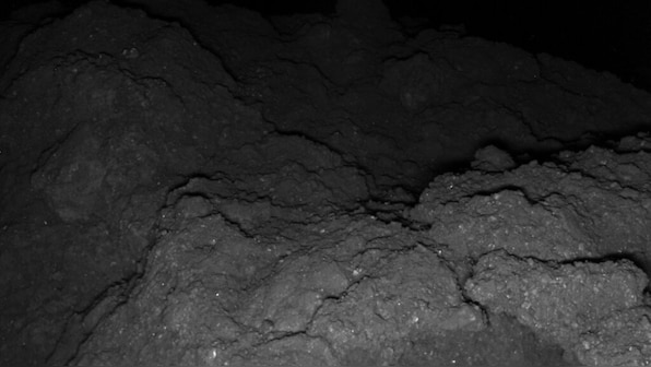 Breathtaking visuals of asteroid Ryugu's surface captured by Hayabusa 2's MASCOT probe