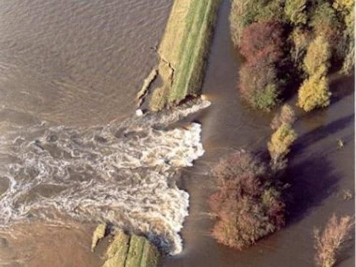Bihar floods: Dinesh Kumar Mishra on the flawed strategies that have turned state into watery grave