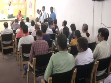 Over 200 professionals in Delhi take up BJP membership on Monday in presence of party leaders Manoj Tiwari, Vijendra Gupta Over 200 professionals in Delhi take up BJP membership on Monday in presence of party leaders Manoj Tiwari, Vijendra Gupta