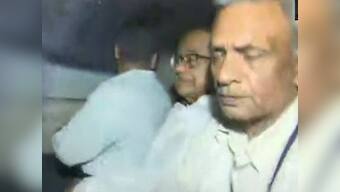 CBI officials scale wall to enter P Chidambaram's Delhi residence, take ex-finance minister into custody amid high drama