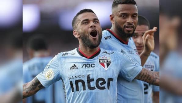 Dani Alves sores winning goal on debut for Brazilian side Sao Paulo against Ceara