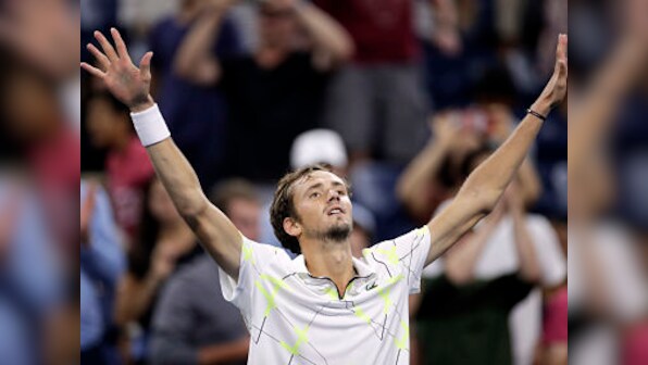 US Open 2019: Daniil Medvedev says he will do 'better next time' after angering fans with middle-finger gesture