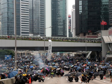 Pro-democracy Hong Kong women protesters face online harassment by suspected pro-Beijing trolls; receive rape threats, doctored photos Pro-democracy Hong Kong women protesters face online harassment by suspected pro-Beijing trolls; receive rape threats, doctored photos