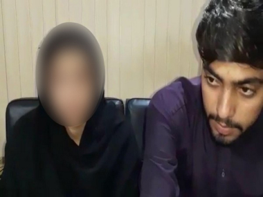 Sikh priest's 19-year-old daughter forced to convert to Islam, made to marry Muslim man in Pakistan Sikh priest's 19-year-old daughter forced to convert to Islam, made to marry Muslim man in Pakistan