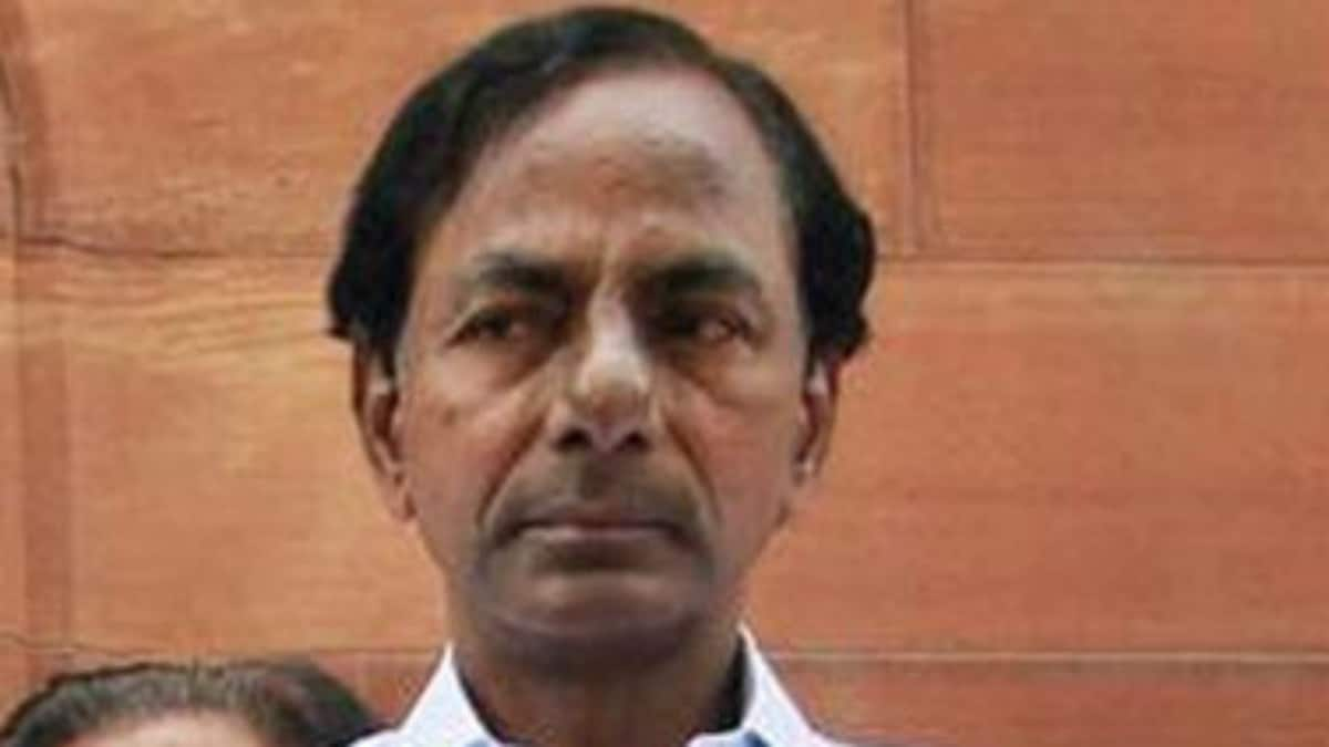 Telangana Congress accuses K Chandrashekhar Rao of double standards on addressing farmers' issues