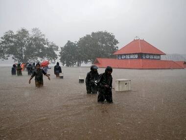 Kerala rains: Number of monsoon-related deaths rises to 60, over 2 lakh people shifted to relief camps
