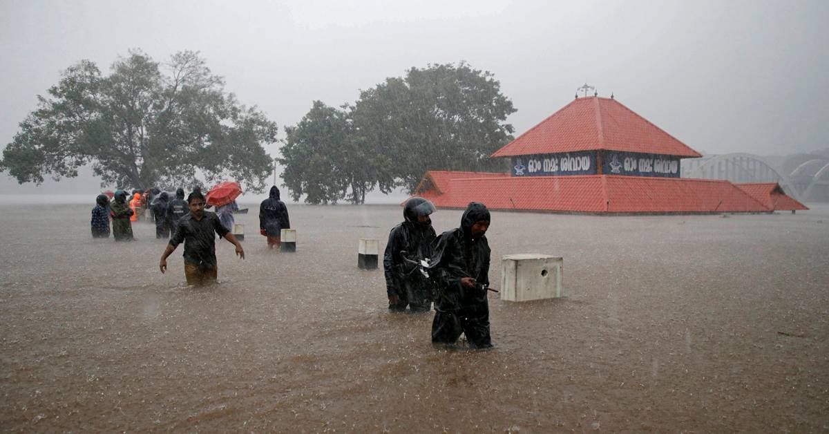 Maharashtra floods Updates: Over four lakh rescued, 761 villages ...