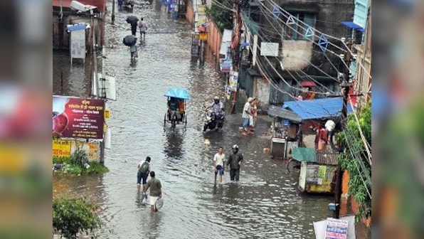 Trains cancelled, flights delayed after heavy rains lash Kolkata; IMD predicts few spells of heavy showers for tomorrow