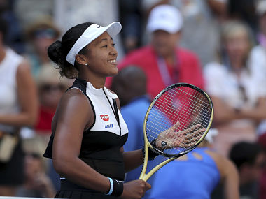 US Open 2019: Defending champion Naomi Osaka eases into third round with comfortable win over Magda Linette US Open 2019: Defending champion Naomi Osaka eases into third round with comfortable win over Magda Linette