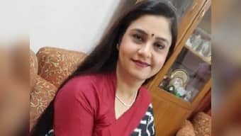 Condolences pour in as Neelum Sharma, veteran DD News anchor, passes away at 50 after battle with cancer