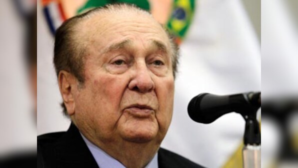 Former South American football chief Nicolas Leoz passes away amidst ongoing investigation into FIFA corruption scandal involvement