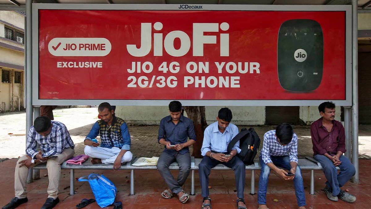 Reliance Jio has gained over 82.6 lakh subscribers in June this year, says TRAI