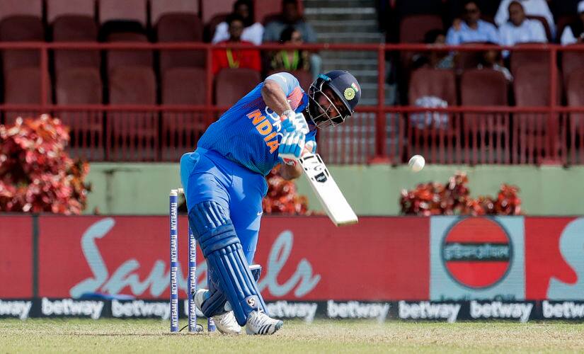 Rishabh Pant finished the 3rd T20I off in style with a six. AP