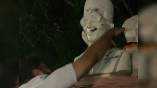 Congress-affiliated NSUI blackens bust of Savarkar installed at Delhi University, garlands those of Bhagat Singh, Subhash Chandra Bose