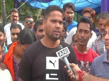 Amarnath Yatra curtailed: Pilgrims express disappointment after govt orders tourists to cut stay 'immediately' due to security reasons Amarnath Yatra curtailed: Pilgrims express disappointment after govt orders tourists to cut stay 'immediately' due to security reasons