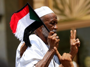 Sudan set to officiate deal for transition to civilian rule on Saturday even as concerns remain over justice for slain protesters Sudan set to officiate deal for transition to civilian rule on Saturday even as concerns remain over justice for slain protesters
