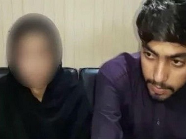 Sikh teen's 'forced' conversion: Pakistan claims issue 'amicably' resolved; community leaders accuse it of engaging in propaganda Sikh teen's 'forced' conversion: Pakistan claims issue 'amicably' resolved; community leaders accuse it of engaging in propaganda