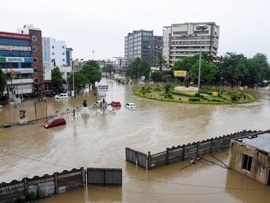 Vadodara floods: Four dead, 5,000 evacuated as rains wreak havoc; central Gujarat records 499 mm downpour in 24 hours Vadodara floods: Four dead, 5,000 evacuated as rains wreak havoc; central Gujarat records 499 mm downpour in 24 hours