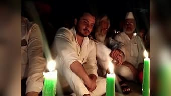 Azam Khan's son holds candlelight protest against own detention, police searches at Mohammad Ali Jauhar University in Rampur