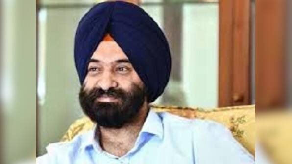 Manjinder S Sirsa challenges Karan Johar and other Bollywood celebs to prove his accusation wrong