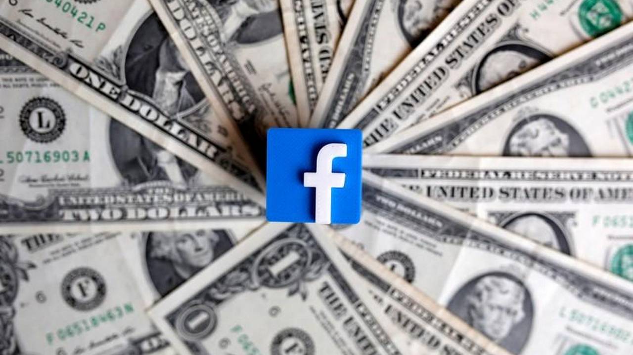 Facebook needs political advertisers to provide more info on who paid for the ad Facebook needs political advertisers to provide more info on who paid for the ad