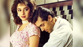 Hum Aapke Hain Koun completes 25 years; Salman Khan, Madhuri Dixit attend special screening in Mumbai