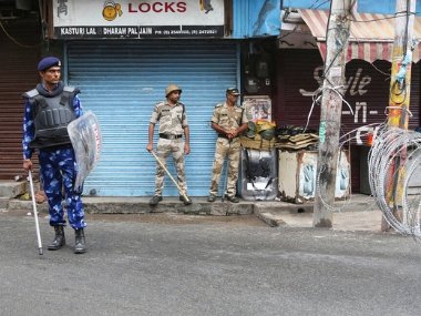 China asks for 'closed' UNSC meeting on Jammu and Kashmir after Pakistan writes to council; consultation likely tomorrow China asks for 'closed' UNSC meeting on Jammu and Kashmir after Pakistan writes to council; consultation likely tomorrow