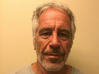 Jeffrey Epstein hangs himself in Manhattan jail cell, claim media reports; US financier was facing trafficking charges Jeffrey Epstein hangs himself in Manhattan jail cell, claim media reports; US financier was facing trafficking charges