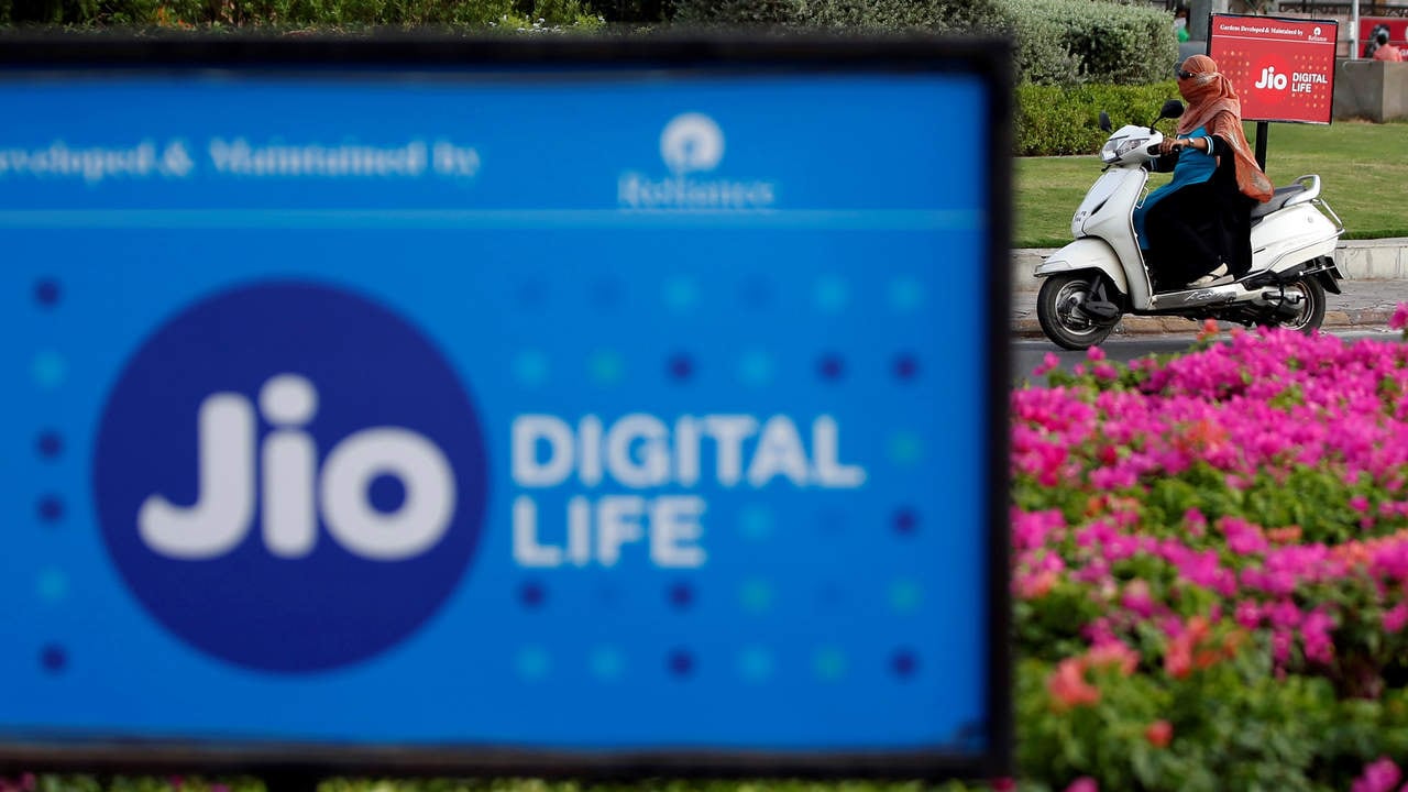 Reliance Jio introduces new all-in-one annual prepaid plans at a starting price of Rs 1,001- Technology News, DD Freedishnews