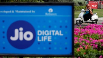 Reliance Jio launches 3 GB daily high-speed data plan at Rs 999 with a validity of 84 days