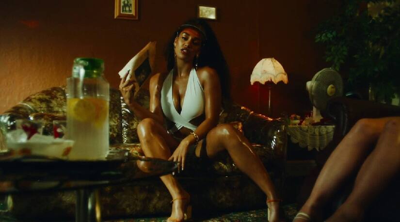 Jorja Smith in the music video for &lsquo;Be Honest&rsquo;. YouTube