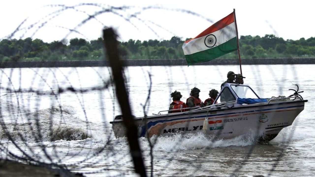 Mobile internet partially restored in Kashmir; access to 301 websites approved at 2G speeds Mobile internet partially restored in Kashmir; access to 301 websites approved at 2G speeds