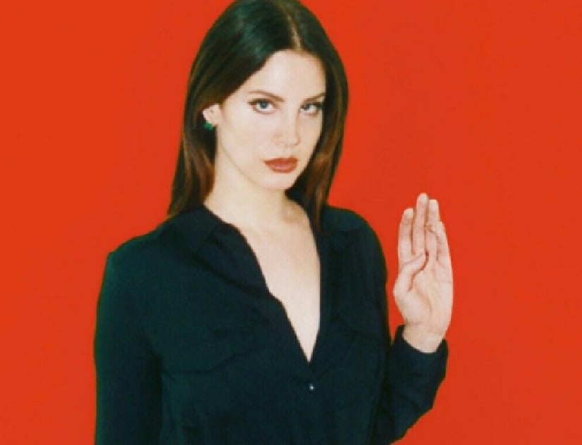 Lana Del Rey. Image from Twitter @LDReyInfo