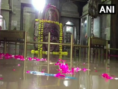 Amid incessant downpour in MP’s Mandsaur, water from Shivna river enters Pashupatinath temple; rains expected to continue for 24 hours Amid incessant downpour in MP’s Mandsaur, water from Shivna river enters Pashupatinath temple; rains expected to continue for 24 hours