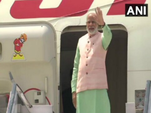 First time since IAF’s Balakot airstrike, Narendra Modi uses Pakistani airspace to travel to France for bilateral meet First time since IAF’s Balakot airstrike, Narendra Modi uses Pakistani airspace to travel to France for bilateral meet